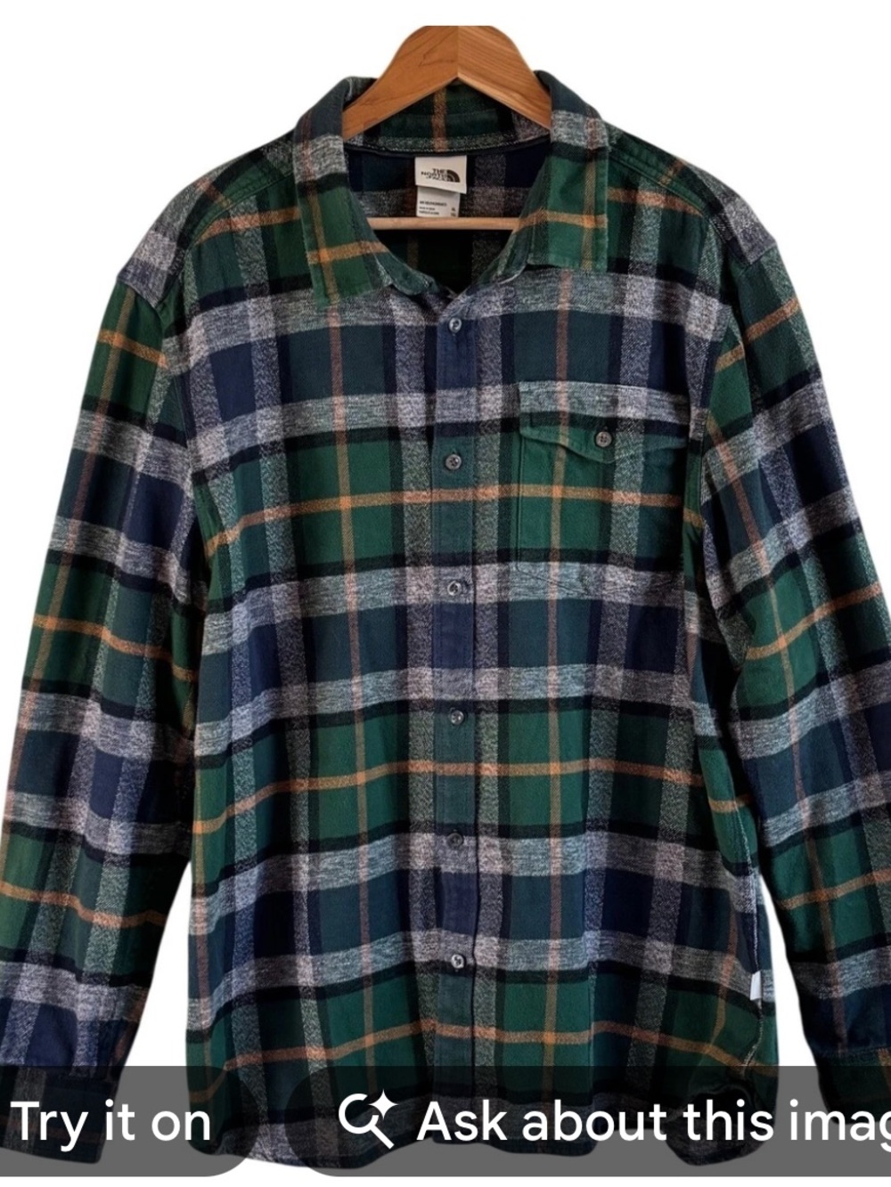 VGUC North Face Arroyo Flannel Shirt.
Size Medium. Colors are Blue/Green/Gold